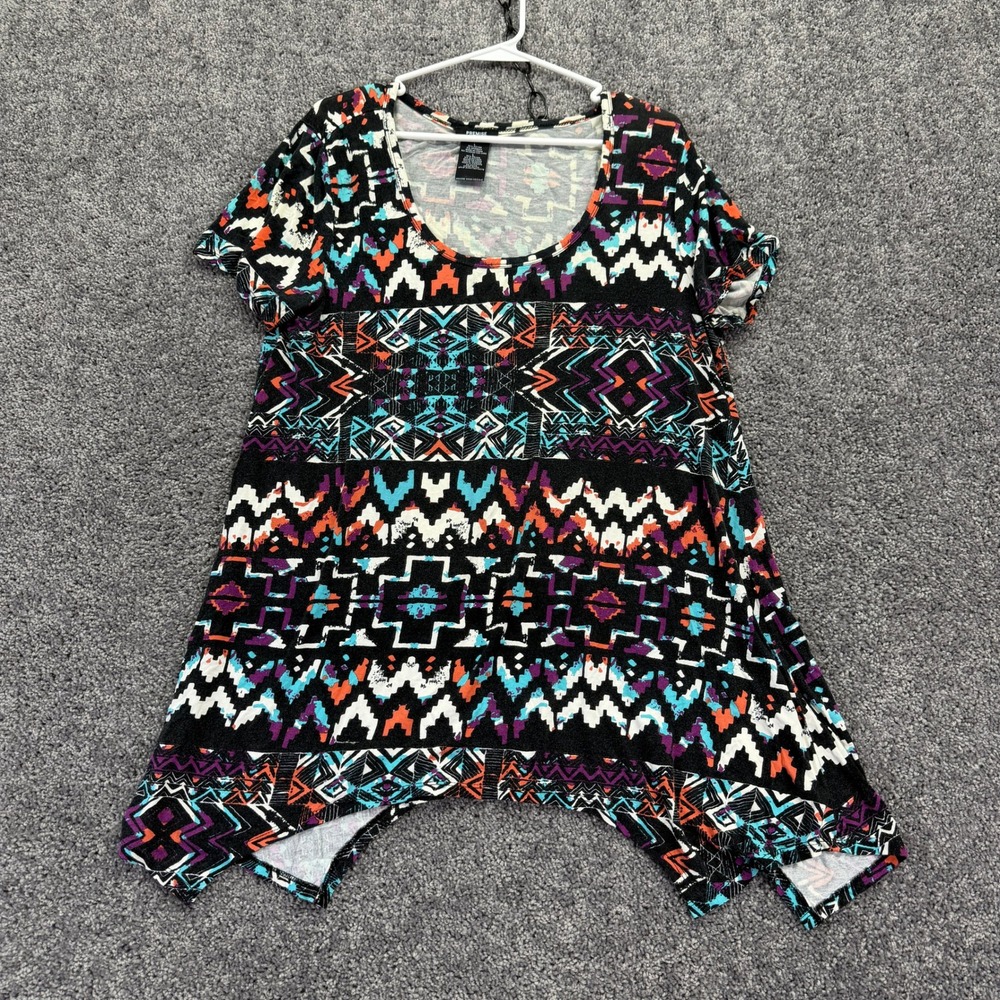 Premise Tunic Top Womens Large Aztec Geometric Sharkbite Hem Short Sleeve Rayon